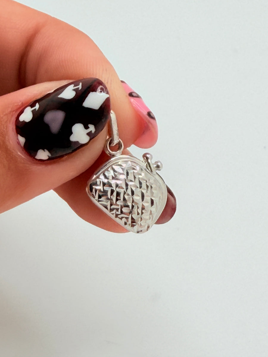 Dije 14K Weight 1.4 g